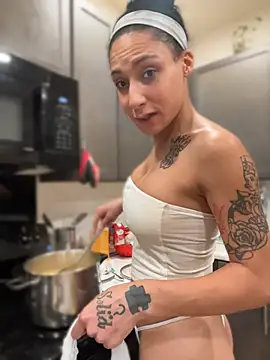 Czat XXX na żywo – FerrariFrench