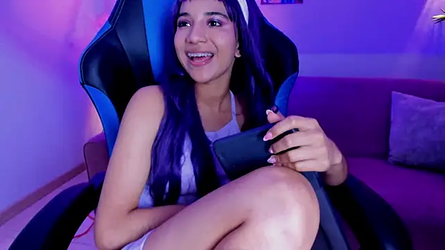 XXX chat uživo modela Emily_bruss