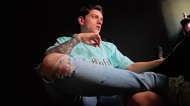 XXX chat uživo modela FelixStarkk