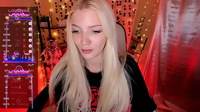 AnyaTaylor_ élő XXX-chatje