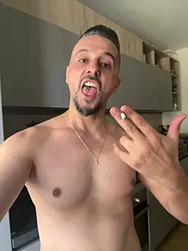 InsaneMattt Live XXX-Chat