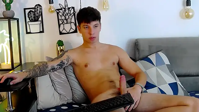 ThomasEdisonn's Live XXX Chat