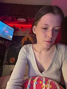 Lilactease Chat XXX live