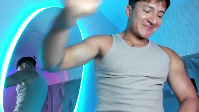 Chat XXX ao vivo de Hassbyd
