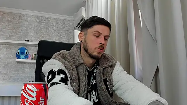 JonahShaw 라이브 XXX 채팅