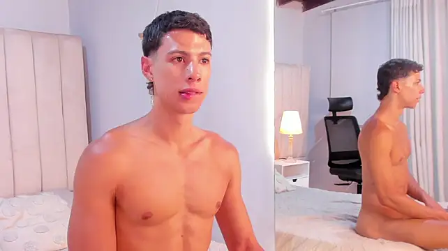 XXX chat uživo modela JustPhantom