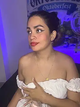 Cris_bdsm1 - bouncing my ass for u