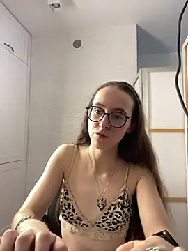 MartiniiSelennan Live XXX chat