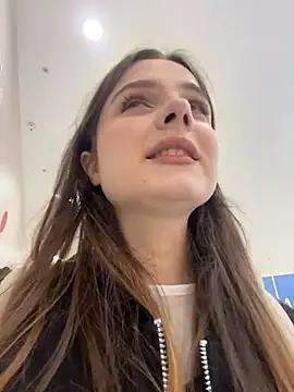 Chat XXX ao vivo de Lunabelle_