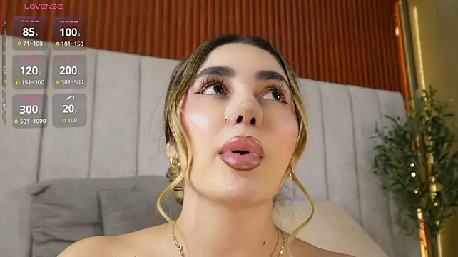 Annyy_Rosse - bounce my oiled ass near your cock