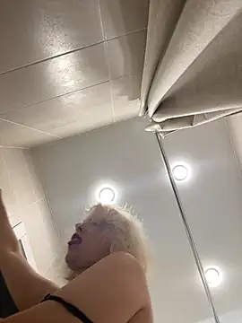 Yourdirtybitchn Live XXX chat