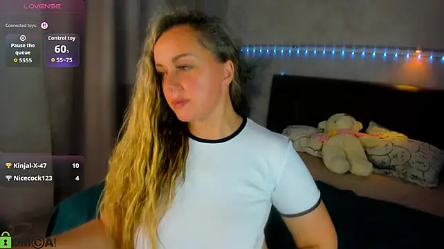 XXX chat uživo modela Sky_Kuper