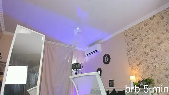 Czat XXX na żywo – Katy_Midocalm