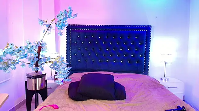 Amelie_adams - two fingers in pussy x5 min 🔥✌😈💦