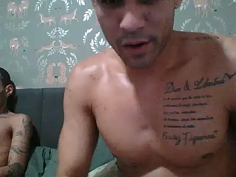 XXX chat uživo modela _machoputo