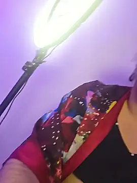 XXX chat uživo modela labellelune