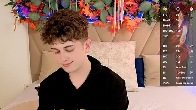 XXX chat uživo modela Miless_Cooper