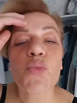 XXX chat uživo modela Simayyyyyyy