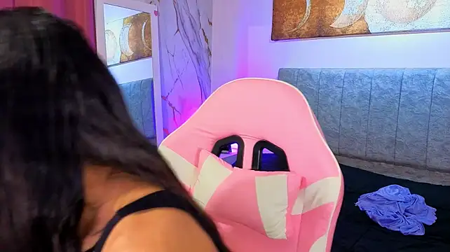 Онлайн чат XXX clara_evanss
