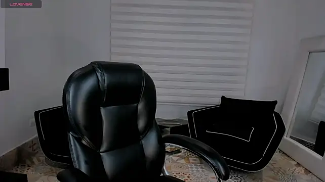 AmelieBlake1's Live XXX Chat