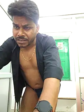 Chat XXX ao vivo de Raaz_5690