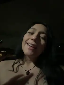 Ravelyn__'s Live XXX Chat
