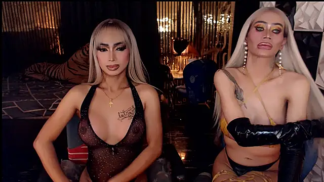 Chat XXX Live MonstrousCockDiva