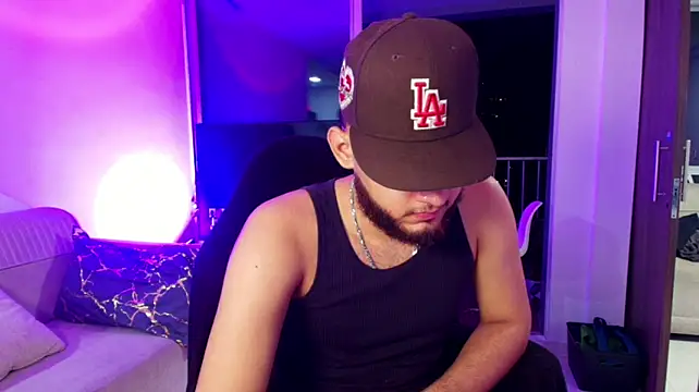 دردشة Ryan_Miller111 الجنسية المباشرة