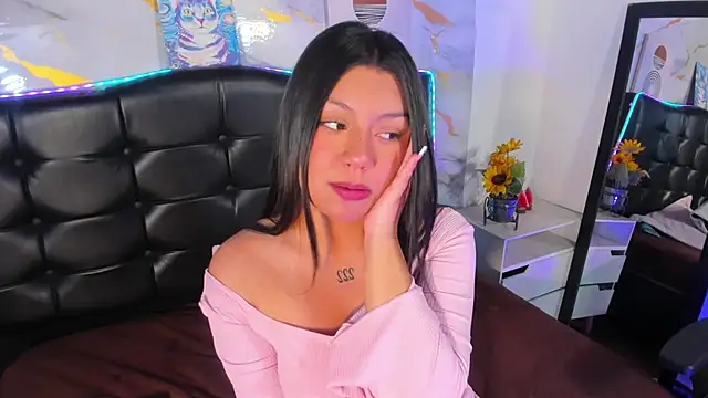 Camigp - Opening my pink slit wide for viewers