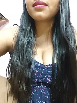 Sharvari-Wagh Chat XXX live