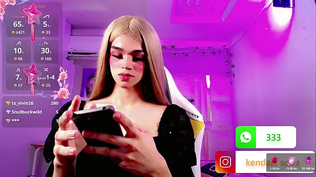 XXX chat uživo modela Sophiaa_doll_
