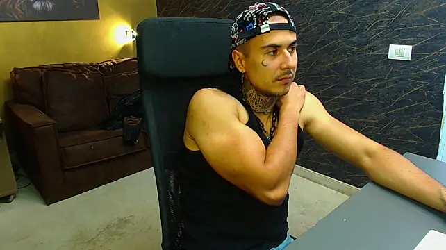 RomeoBodhi – Naživo XXX chat