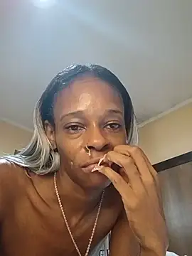 Jasmine_FullsShine – Naživo XXX chat