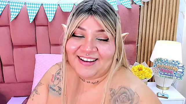 Evaverse_95's Live XXX Chat
