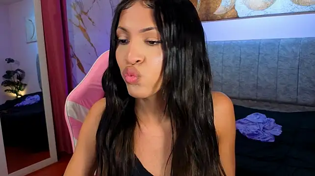 Онлайн чат XXX clara_evanss