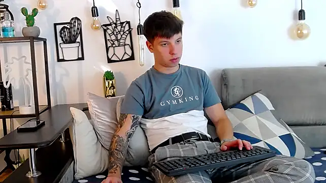 Czat XXX na żywo – ThomasEdisonn