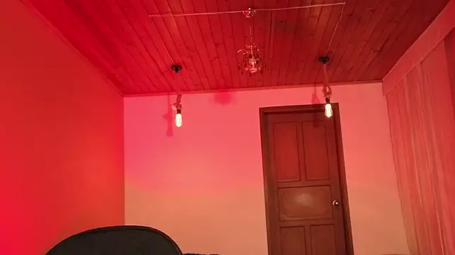 -Brittanny Live XXX-chat