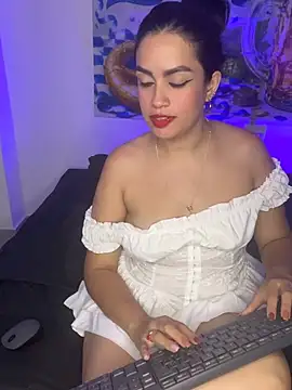 Chat +18 de Cris_bdsm1 ao vivo
