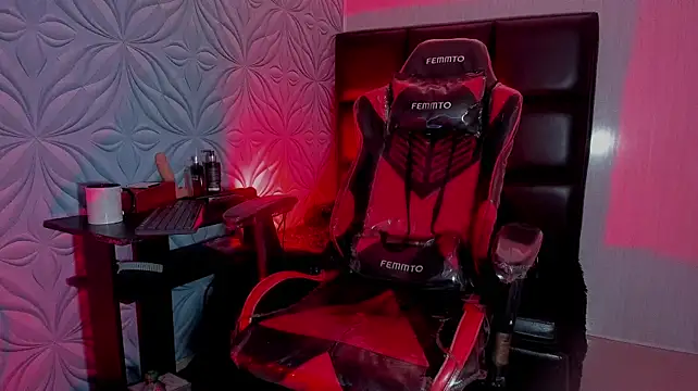 Mikesub_ Live XXX-chat