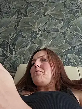 MilaMature live XXX chat