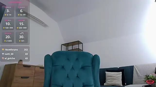 KhloeK Live XXX-Chat