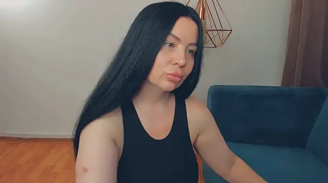 XXX chat uživo modela BrilliantGirll