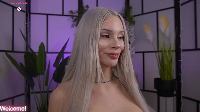 XXX chat uživo modela BarbieKara