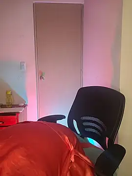 XXX chat uživo modela LuisaGranados