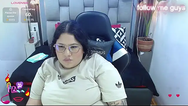 XXX chat uživo modela evelin_zaens