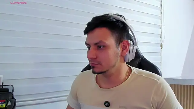Rick_Adams élő XXX-chatje
