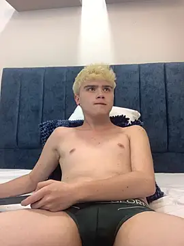 Онлайн чат XXX Ian_Stone