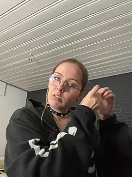 MaryPeach666's Live XXX Chat
