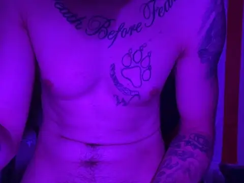 Begging4moreee's Live XXX Chat