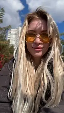 KikiWatson - Show ass in public 🔞💦